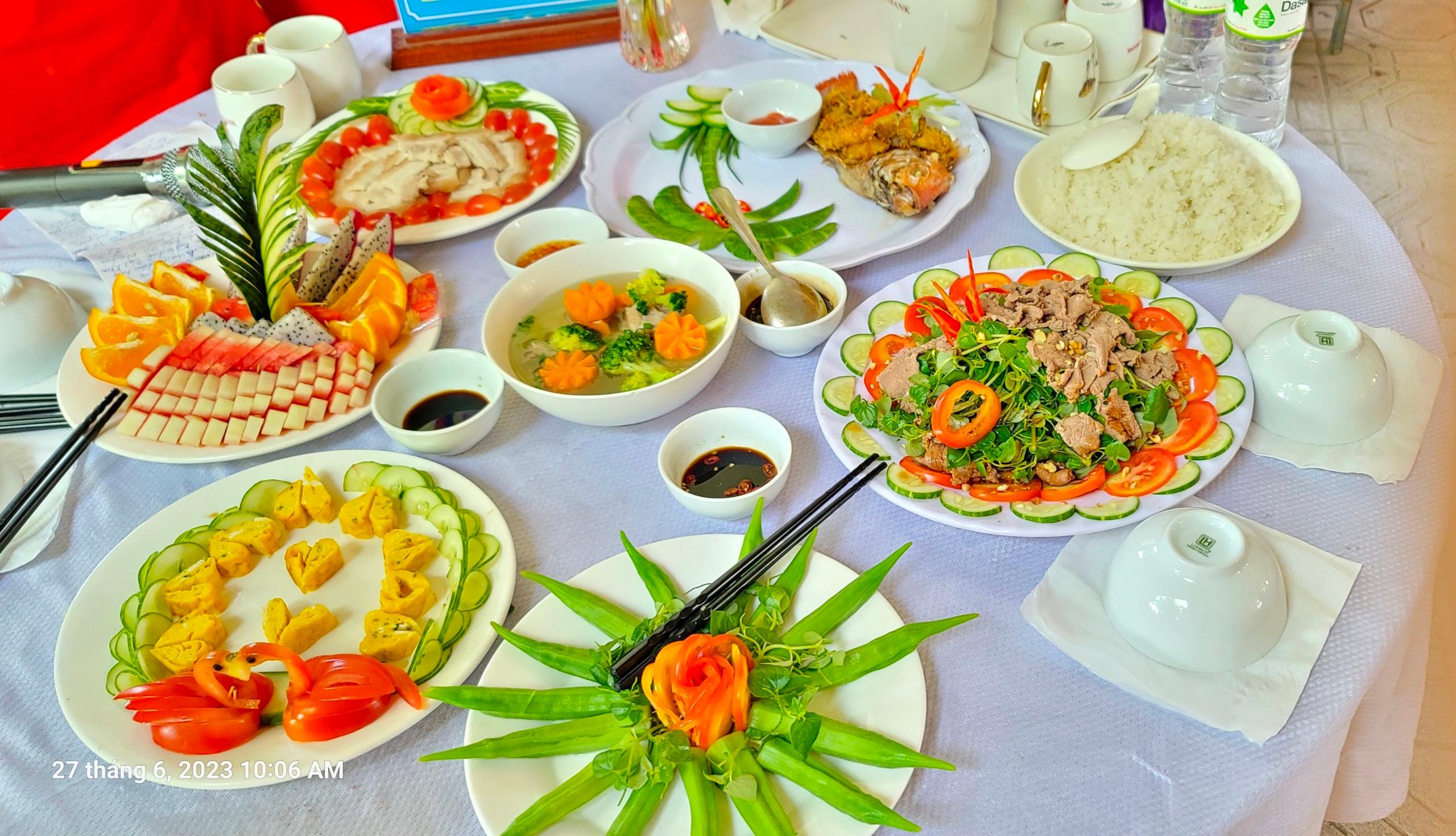 HLHPN xã Trung Hải tổ chức hội thi nấu ăn '' Bửa cơm gia đình ấm áp yêu thương